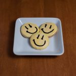 CIN_smileyfacecookies_800x800